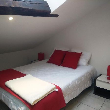 Appartement En Location Touristique Pour 4 Personnes Docelles Exterior foto